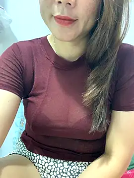 Baby-bigtits online show from 10/07/25, 02:56