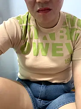 Baby-bigtits online show from 12/01/25, 04:13