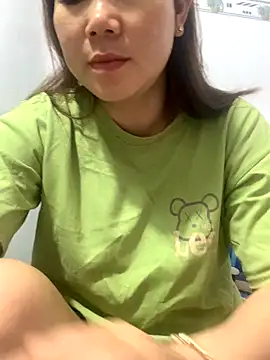 Baby-bigtits online show from 12/04/25, 10:42