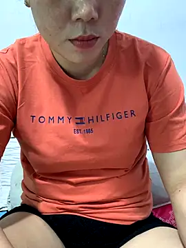 Baby-bigtits online show from 11/30/25, 02:56