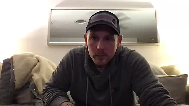 Snapshot of Rock_Pierce chatting on 02/22/25, 05:34 Rock Pierce online show from 02/22/25, 05:34