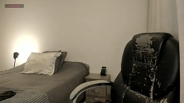 Im coco online show from 11/30/25, 10:05