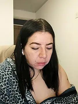 Snapshot of Im_coco chatting on 07/11/26, 11:10 Im coco online show from 07/11/26, 11:10