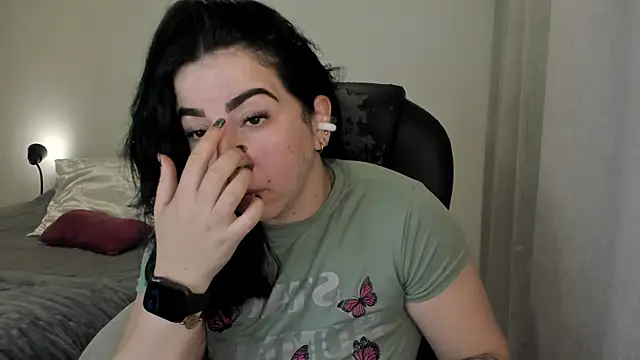 Im coco online show from 12/04/25, 01:15