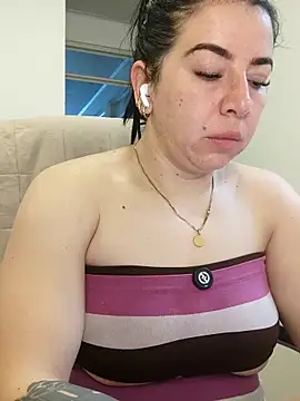 Snapshot of Im_coco chatting on 06/30/26, 01:00 Im coco online show from 06/30/26, 01:00