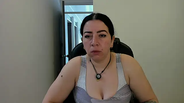 Snapshot of Im_coco chatting on 04/23/26, 12:29 Im coco online show from 04/23/26, 12:29