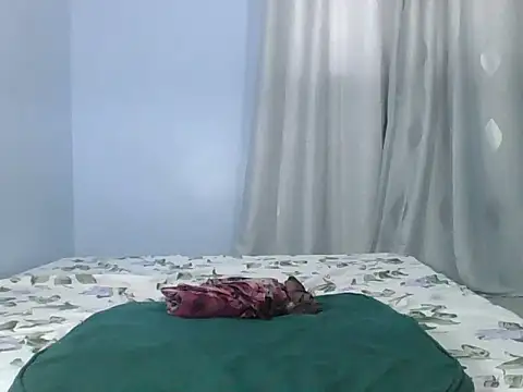 sandra sauvage online show from 09/19/25, 06:39