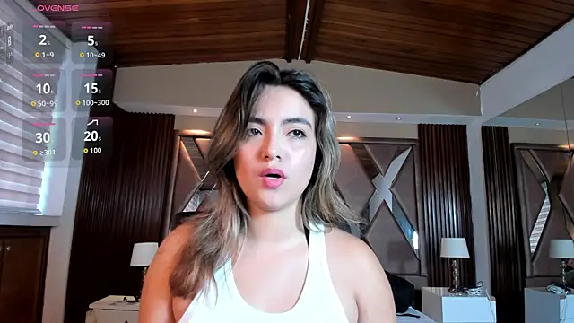 Snapshot of IsabellaaJoness chatting on 07/06/26, 11:50 IsabellaaJoness online show from 07/06/26, 11:50
