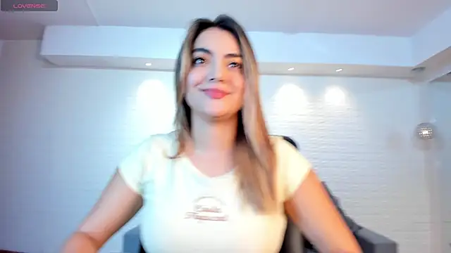 IsabellaaJoness online show from 02/24/26, 11:44