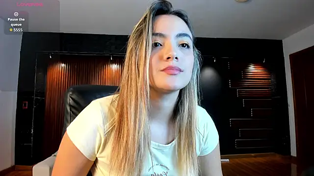 IsabellaaJoness online show from 02/04/26, 12:44