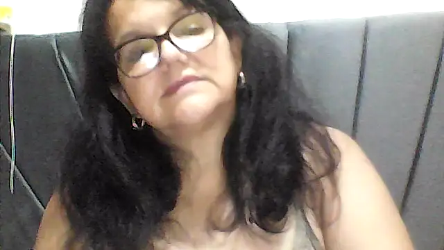 kassandra02 online show from 10/23/25, 03:38