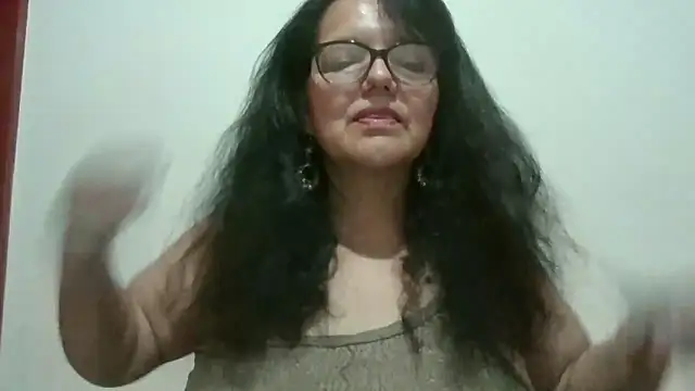 kassandra02 online show from 03/10/26, 02:37