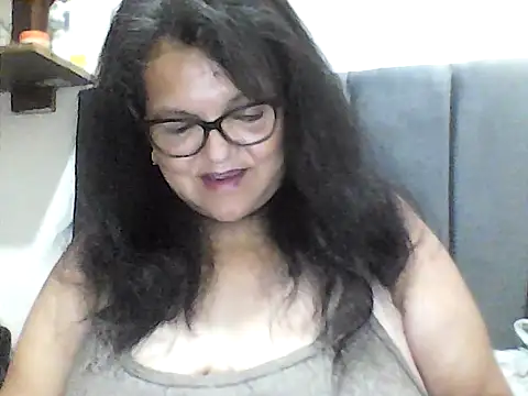 Snapshot of kassandra02 chatting on 10/09/25, 02:56 kassandra02 online show from 10/09/25, 02:56