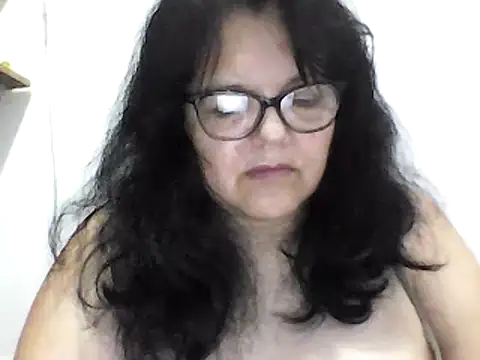 Snapshot of kassandra02 chatting on 02/25/25, 02:37 kassandra02 online show from 02/25/25, 02:37