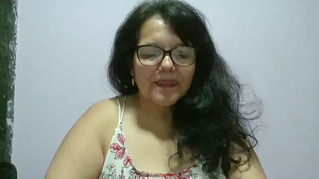 kassandra02 online show from 05/13/26, 01:23