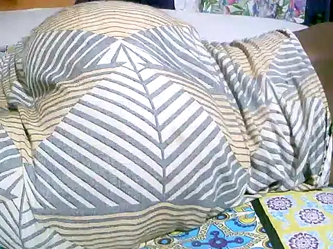 Babyjuliana  online show from 03/10/26, 07:12