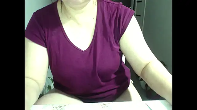 AsweetyAli online show from 02/25/25, 09:04