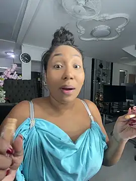 NaiomyLanes online show from 03/09/26, 12:09