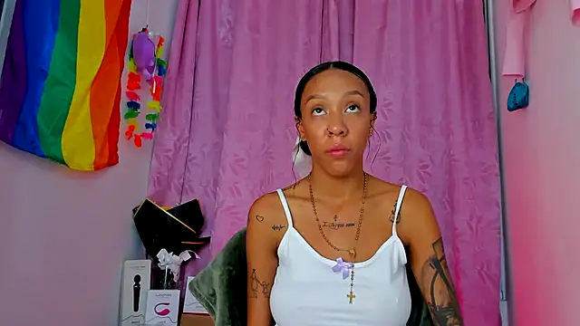 Snapshot of Laizasamantha2 chatting on 03/22/25, 06:22 Laizasamantha2 online show from 03/22/25, 06:22