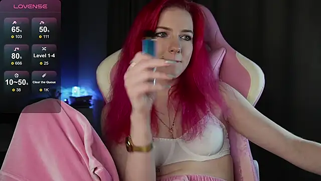 Snapshot of joyhannahh chatting on 11/29/25, 04:51 joyhannahh online show from 11/29/25, 04:51