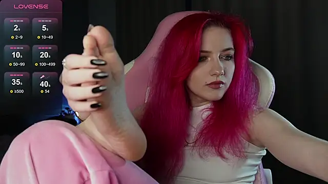 Snapshot of joyhannahh chatting on 11/12/25, 01:37 joyhannahh online show from 11/12/25, 01:37