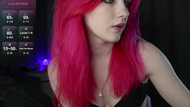 Snapshot of joyhannahh chatting on 11/02/25, 12:54 joyhannahh online show from 11/02/25, 12:54