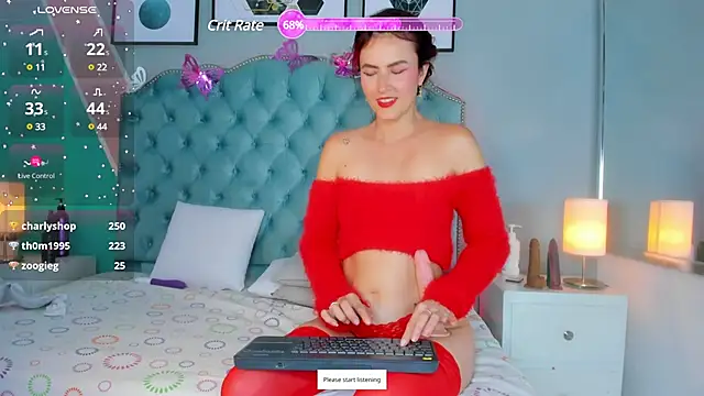 Snapshot of emmy_lander chatting on 02/05/25, 10:01 emmy lander online show from 02/05/25, 10:01