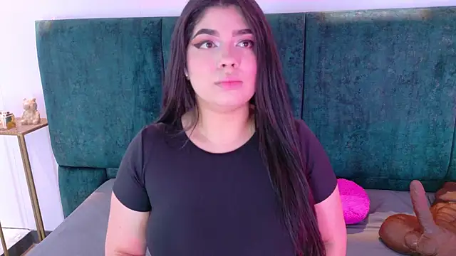 AgathaLynx online show from 04/12/26, 10:51