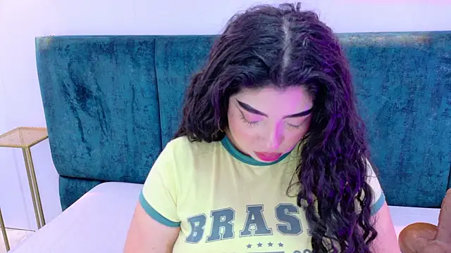 AgathaLynx online show from 02/01/26, 10:35