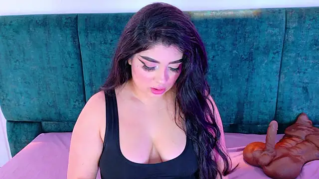 AgathaLynx online show from 03/01/26, 10:48