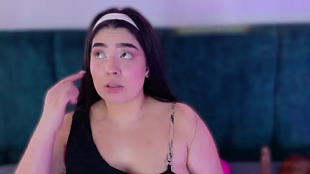 AgathaLynx online show from 03/06/26, 10:43