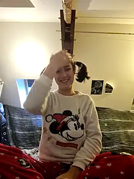 LoLa-69-X online show from 11/20/25, 07:20