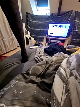 LoLa-69-X online show from 10/04/25, 10:50