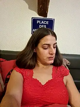 LoLa-69-X online show from 10/07/25, 11:33