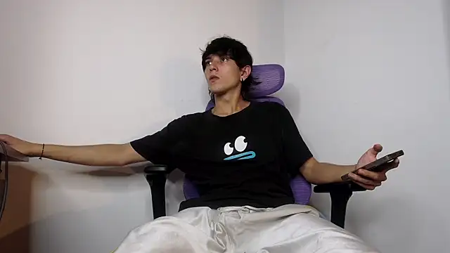 alex connorr online show from 12/18/25, 11:30