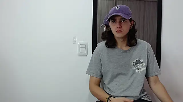 alex connorr online show from 02/14/25, 08:37