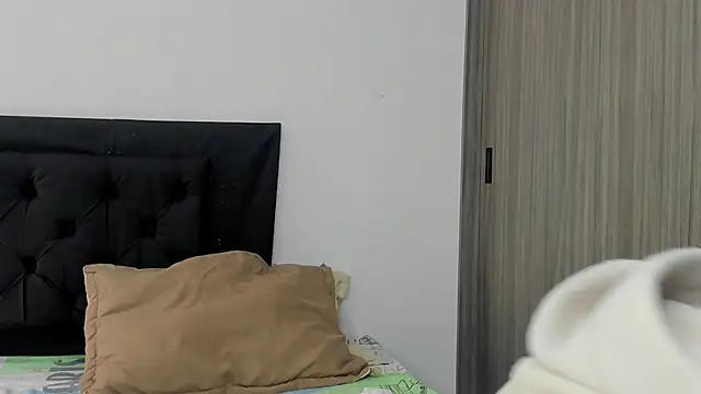 alex connorr online show from 01/14/25, 03:15