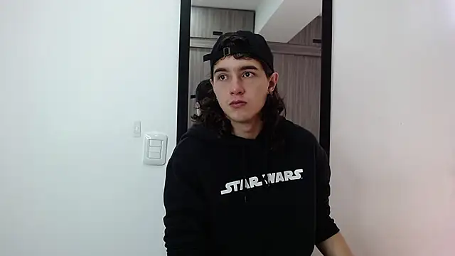 alex connorr online show from 02/11/25, 02:57