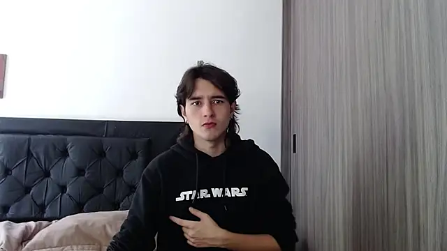 alex connorr online show from 02/28/25, 03:15