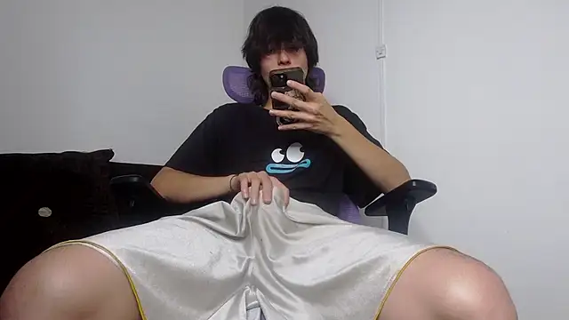 alex connorr online show from 04/13/26, 07:07