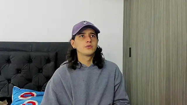 alex connorr online show from 01/04/25, 05:26