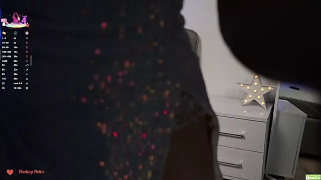 Snapshot of Healing_Hottie chatting on 03/07/25, 07:05 Healing Hottie online show from 03/07/25, 07:05