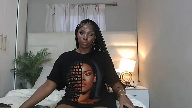 naughtyblackdolie online show from 10/02/25, 04:38