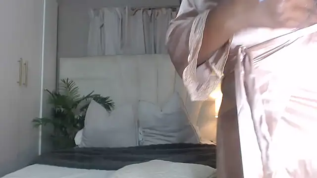 naughtyblackdolie online show from 02/13/26, 06:41