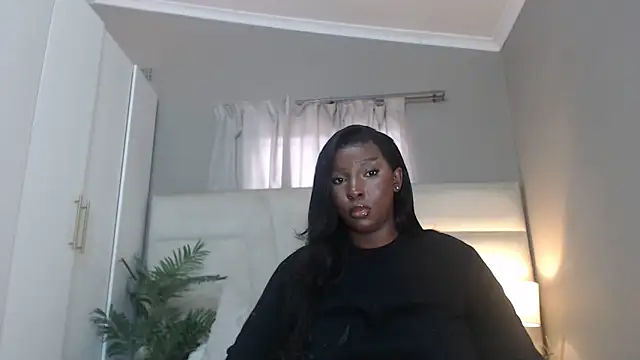 naughtyblackdolie online show from 06/20/26, 11:48