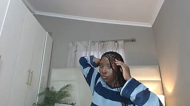 naughtyblackdolie online show from 10/05/25, 04:36