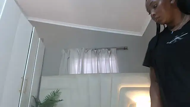 naughtyblackdolie online show from 05/24/26, 11:32