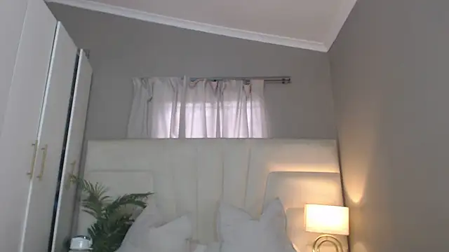 naughtyblackdolie online show from 01/09/26, 09:05