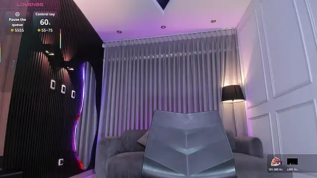 Anna parkker  online show from 10/25/25, 07:36