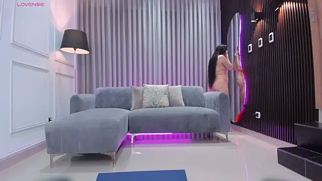 Snapshot of Anna_parkker_ chatting on 02/10/26, 07:24 Anna parkker online show from 02/10/26, 07:24